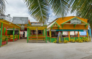 Profitable Beachfront Restaurant For Sale, Caye Caulker – Belize real-estate photo