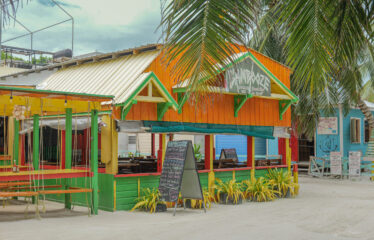 Profitable Beachfront Restaurant For Sale, Caye Caulker – Belize real-estate photo