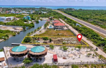 RARE! HUGE Waterfront Lot on Southside Caye Caulker! β Belize real-estate photo