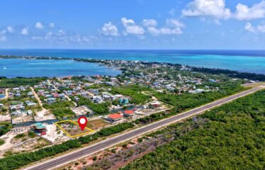 RARE! HUGE Waterfront Lot on Southside Caye Caulker! β Belize real-estate photo