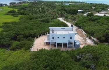 home for sale caye caulker